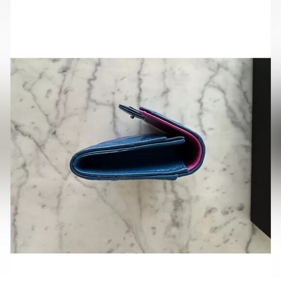 Chanel Leather Quilted Card Holder Wallet Blue teal w/box + reciept - Picture 5 of 9